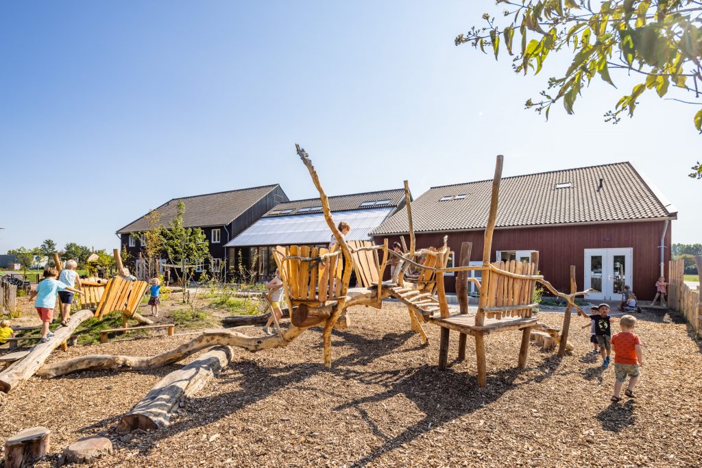 Basisschool | Het Mooiste Blauw | Nuenen | PlatOO | Jenaplanschool | Onderwijs | Projectmanagement | Laride | Architecten EnEn | BASE Photography | foto 4